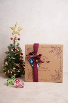 Carol Gift Box